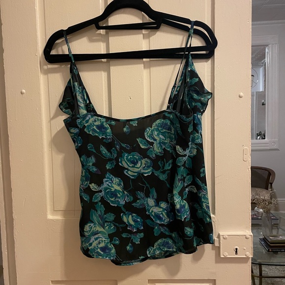 Black and green floral satin wrap top - Picture 8 of 9